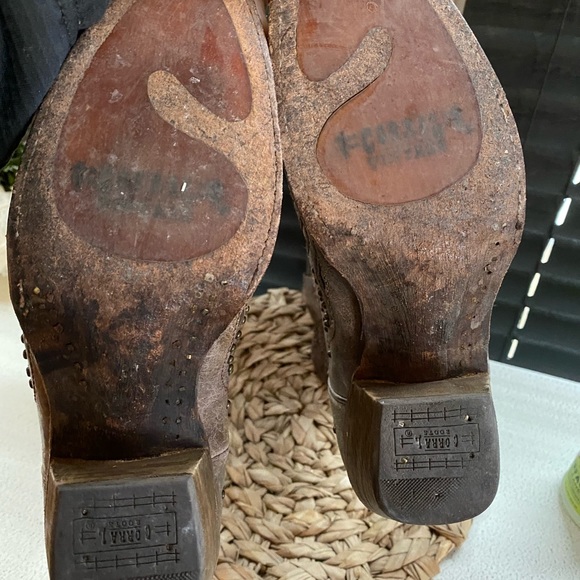 Corral Snip Toe Boots - Brown - Picture 4 of 8